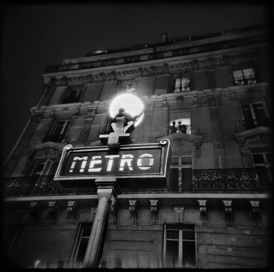 02-New Website-022113-METRO-SIGN-NIGHT-FINAL.jpg