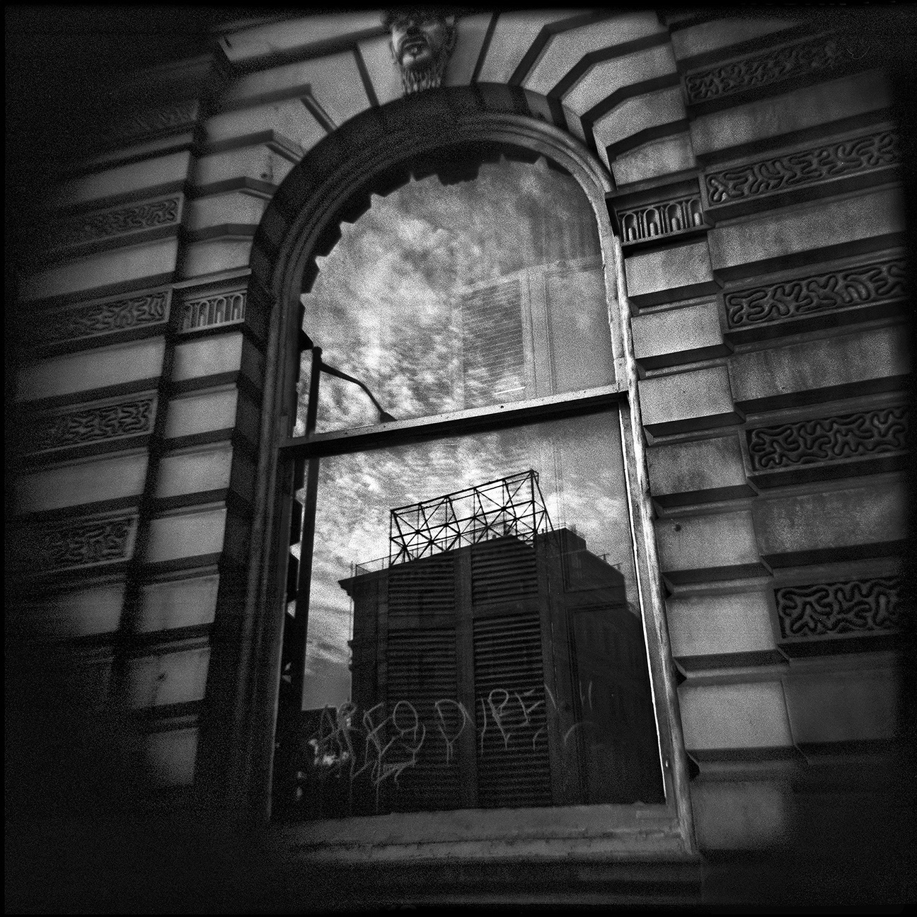 16-NYC-HOLGA-QD-Oct2014-FACEBOOK